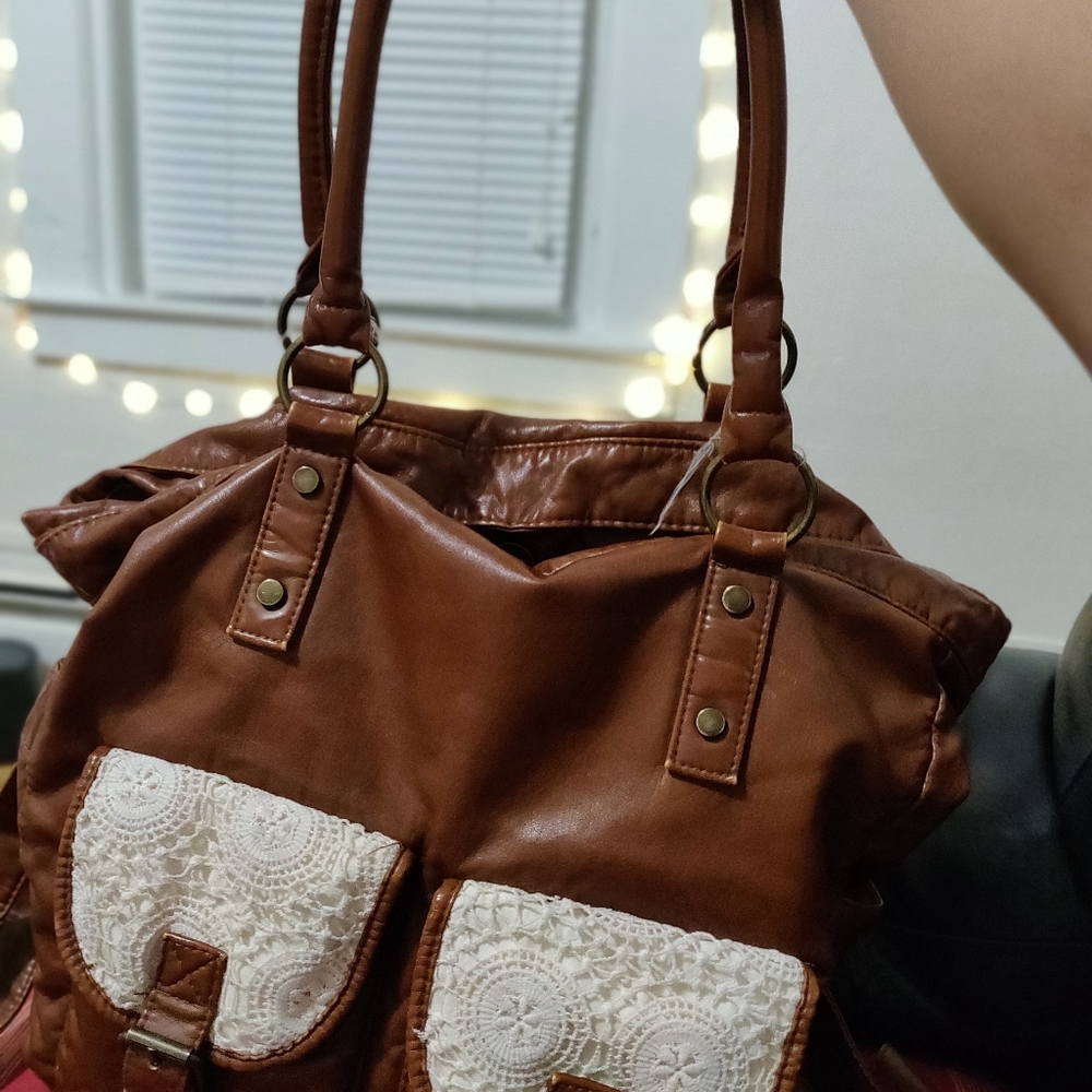 Handbag - Picture 3 of 5